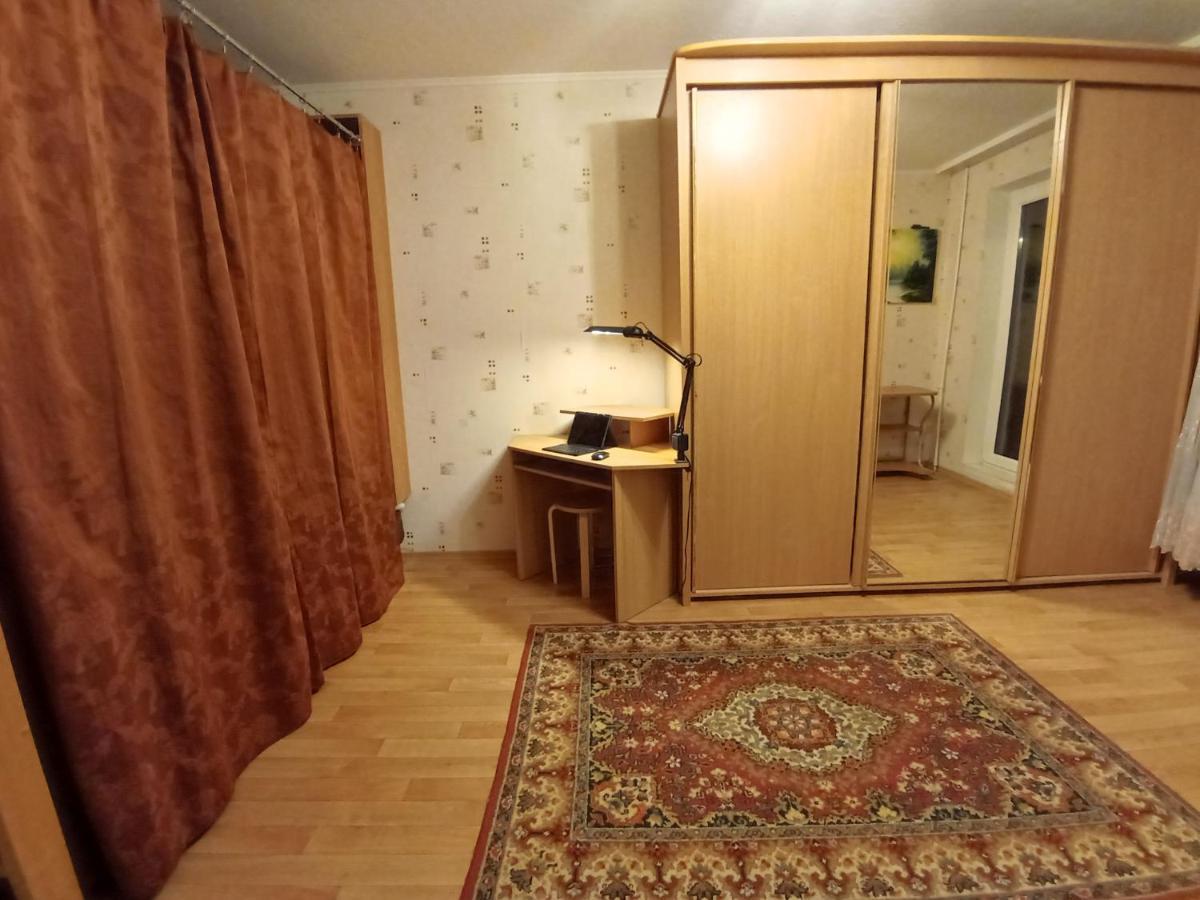 A Comfortable 18M Room With Balcony Tallin Exterior foto